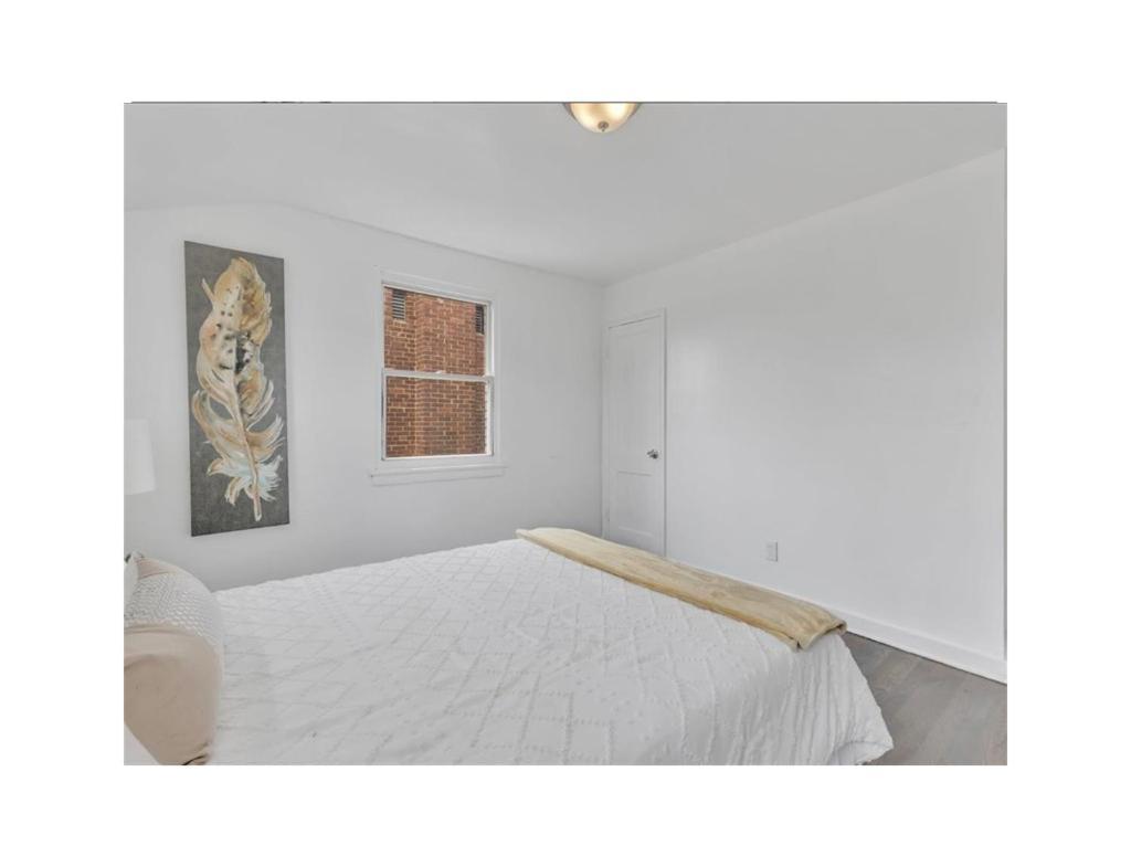 Quaint 3/2.5 Home In Fort Dupont Washington Bagian luar foto